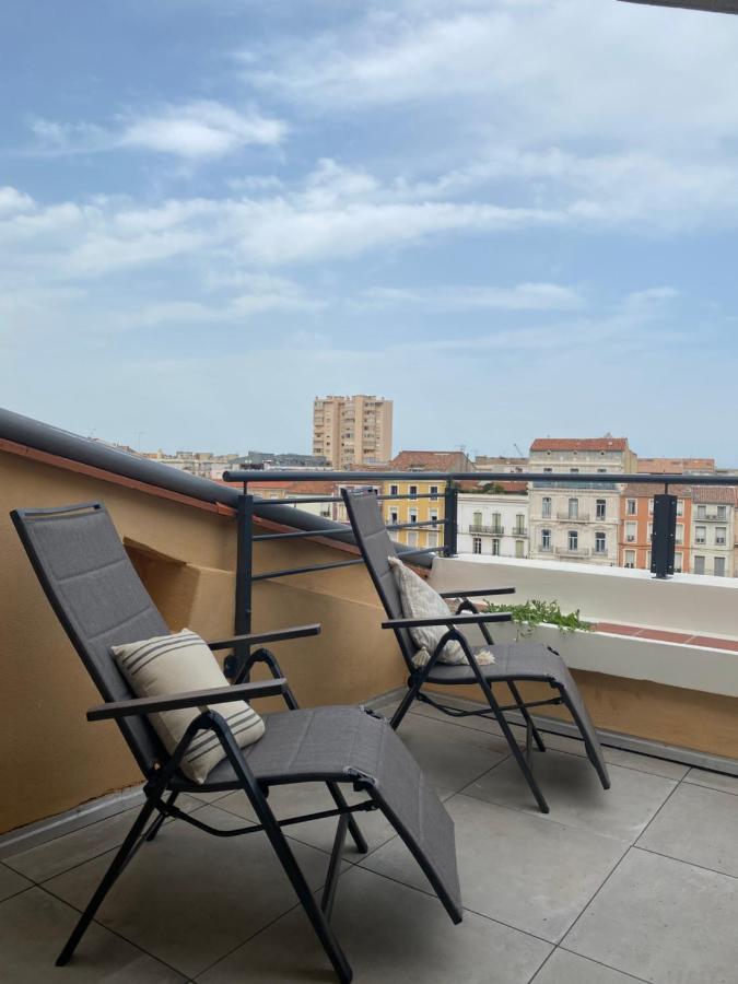 Le Petit Bijou Sete, Quatre Appartements Au Centre Ville, Trois Avec Vue Canal Екстериор снимка