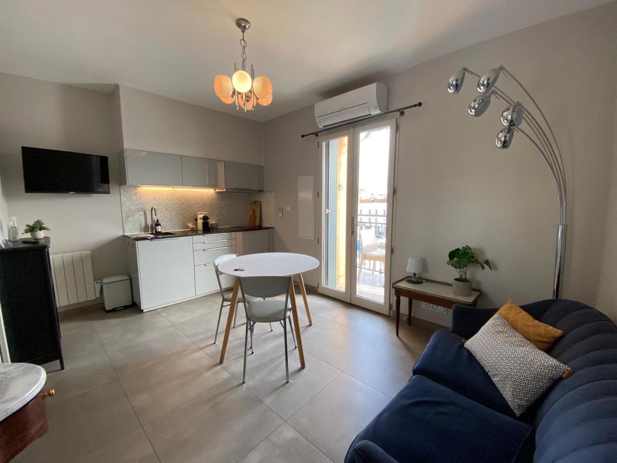 Le Petit Bijou Sete, Quatre Appartements Au Centre Ville, Trois Avec Vue Canal Екстериор снимка