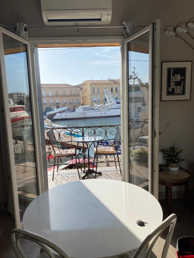 Le Petit Bijou Sete, Quatre Appartements Au Centre Ville, Trois Avec Vue Canal Екстериор снимка