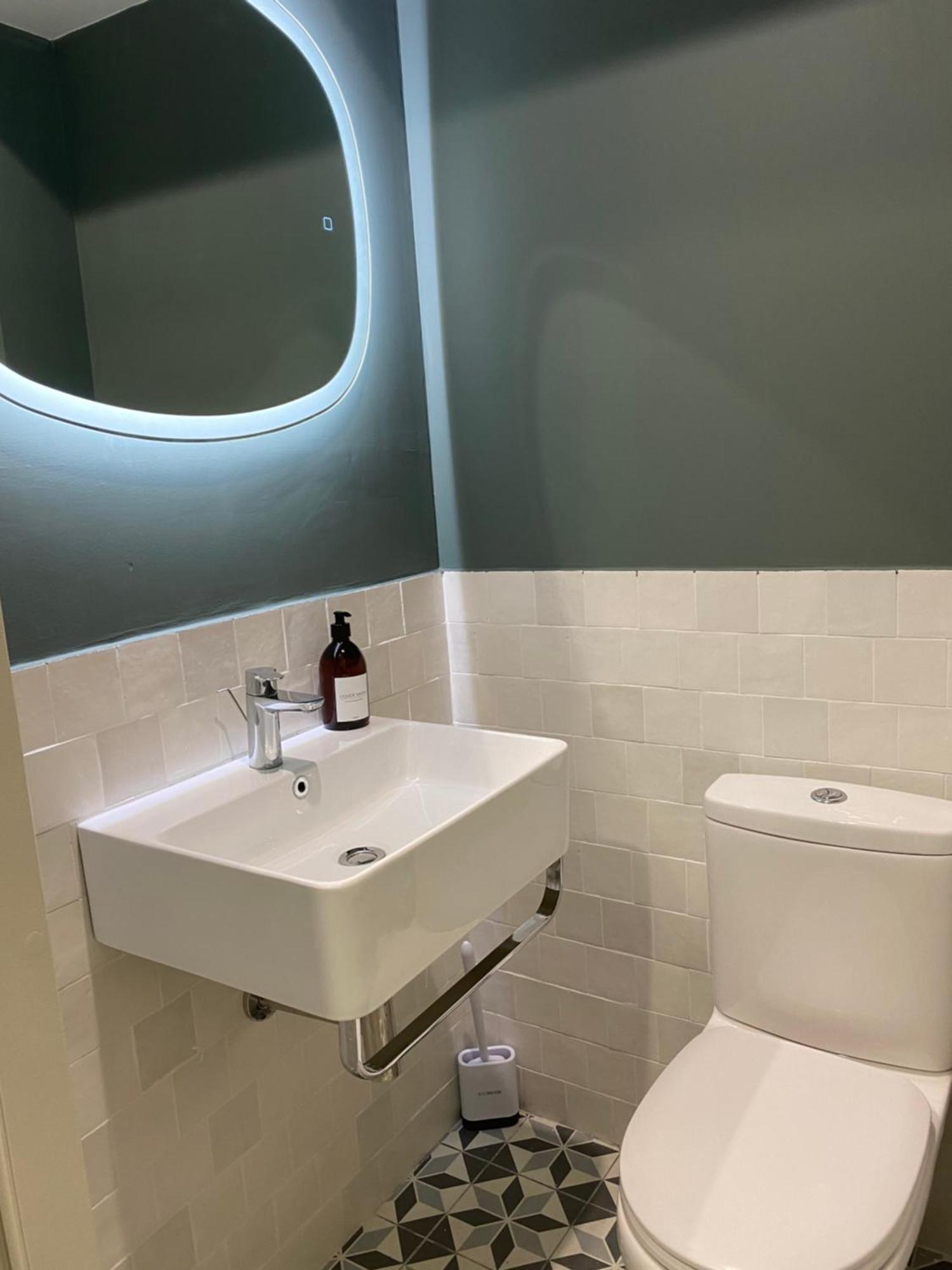 Le Petit Bijou Sete, Quatre Appartements Au Centre Ville, Trois Avec Vue Canal Стая снимка